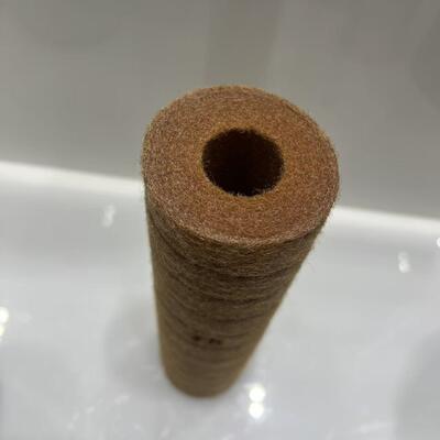 Cartucho de filtro soplado por fusión de PP de 10'' de alta eficiencia para purificación de agua